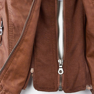 Valeria | Chaqueta con Capucha y Bolsillos con Cremallera