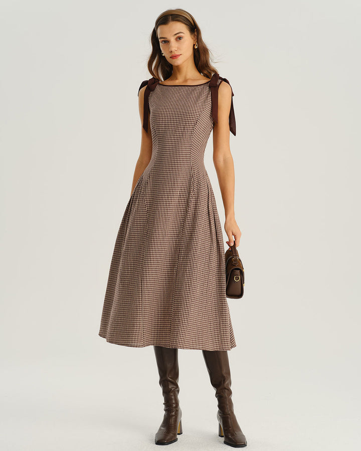 Cristina | Vestido Midi Evasé de Cuadros con Escote Barco